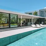 Villa Bull House Amazing 6 Bedrooms Contemporary Villa In Seminyak