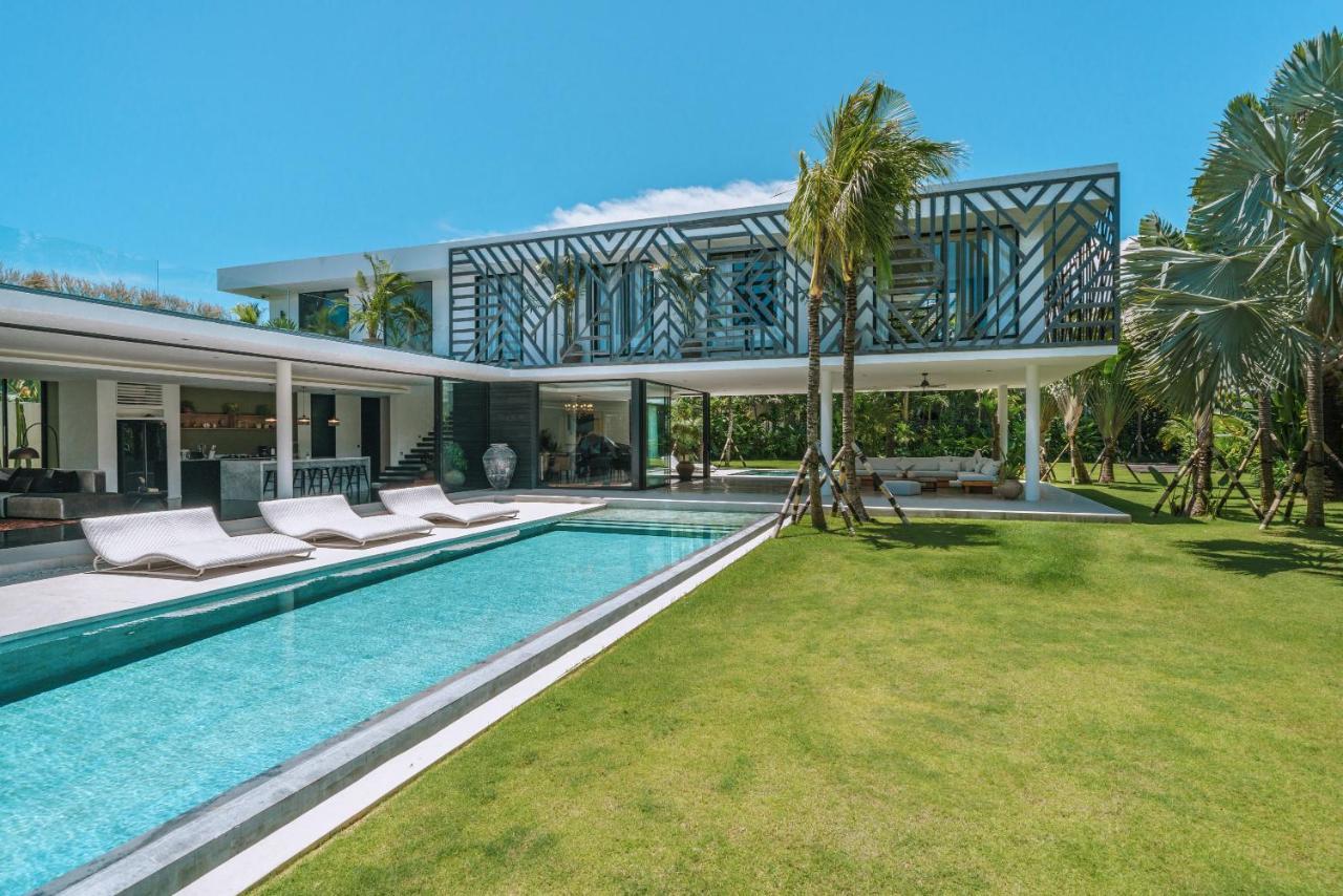 Bull House Amazing 6 Bedrooms Contemporary In